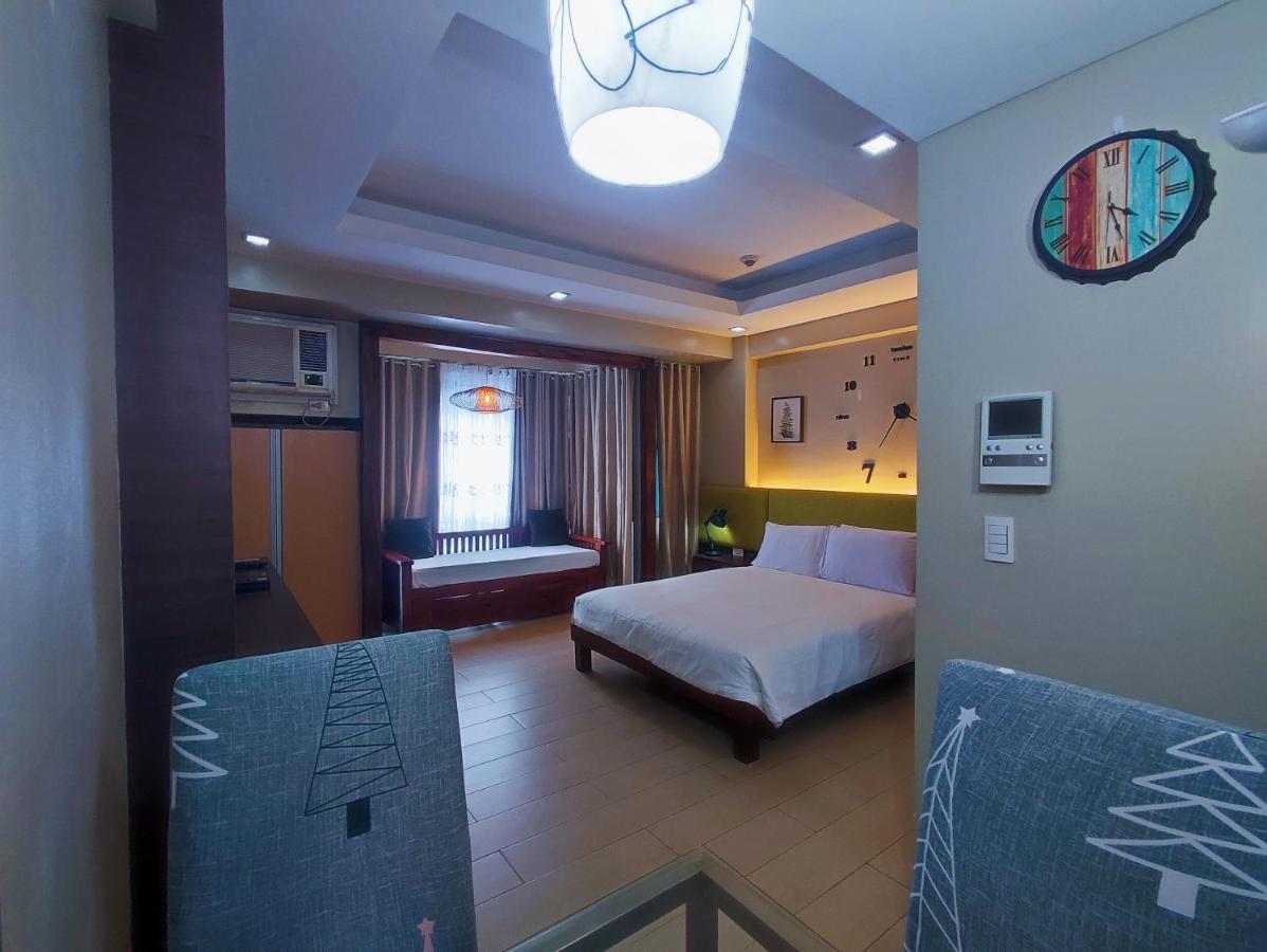 Two Palmtree Villas Newport Boulevard Near Naia 3 Pasay City 马尼拉 外观 照片