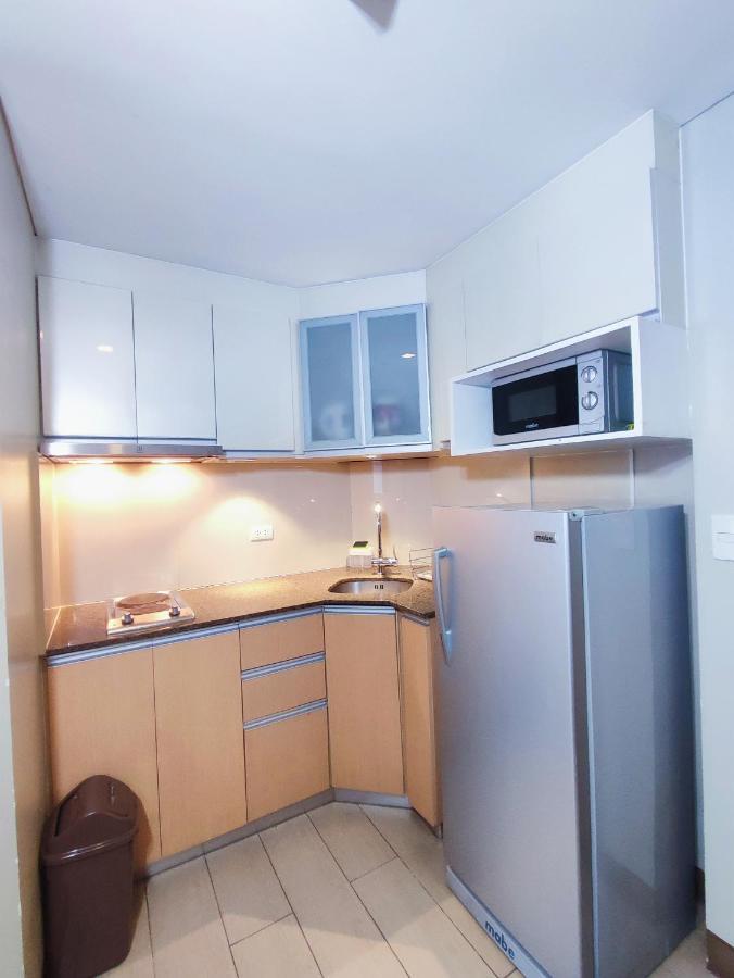 Two Palmtree Villas Newport Boulevard Near Naia 3 Pasay City 马尼拉 外观 照片