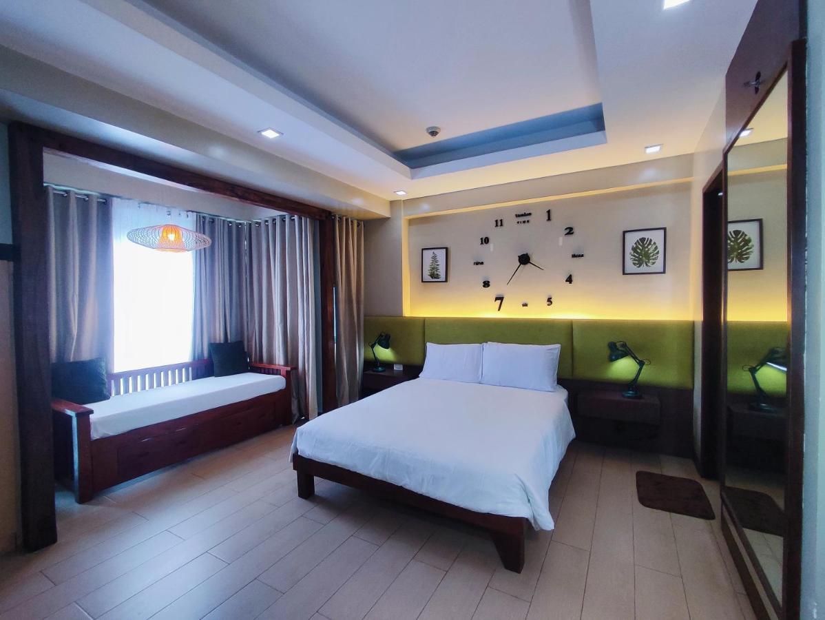 Two Palmtree Villas Newport Boulevard Near Naia 3 Pasay City 马尼拉 外观 照片