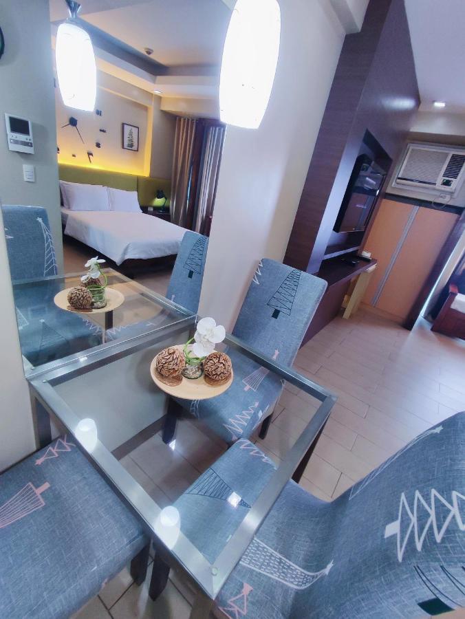 Two Palmtree Villas Newport Boulevard Near Naia 3 Pasay City 马尼拉 外观 照片